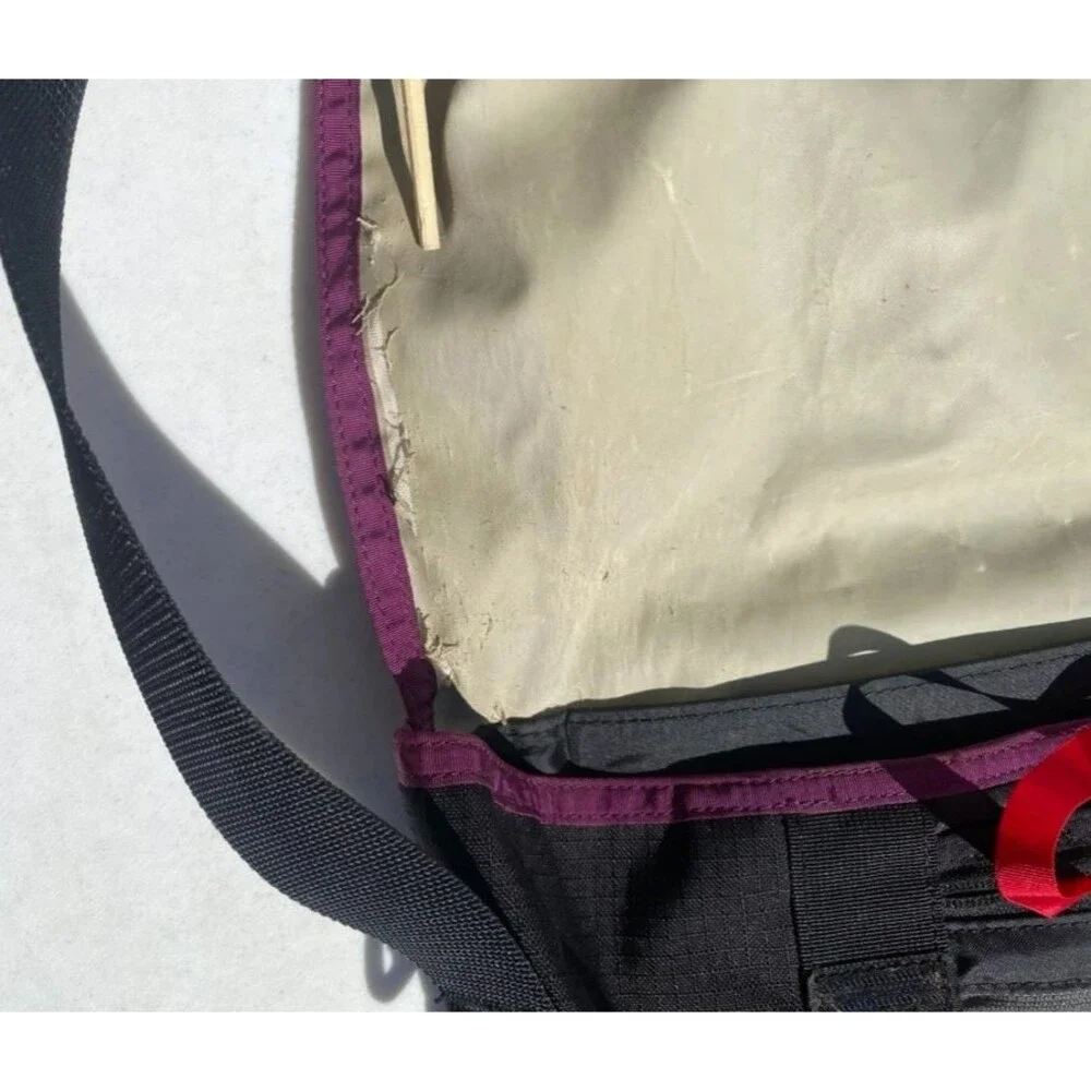 Timbuk2 purple black